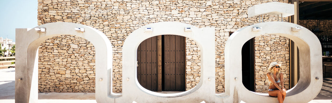 Nao Club Vip Table - Marbella Club Vip Tables